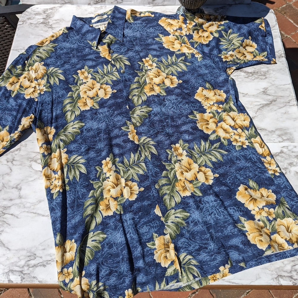 Men's Vintage Hawaiian Button Down Shirt Pierre Cardin Size Medium